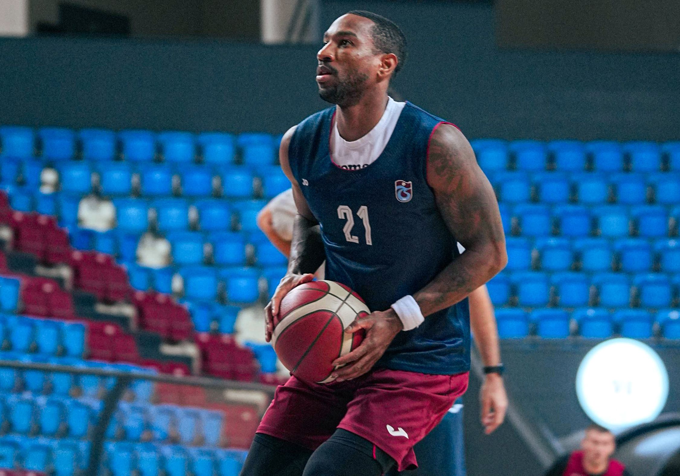 Basketbol Takımımız, Karşıyaka maçı hazırlıklarını sürdürüyor