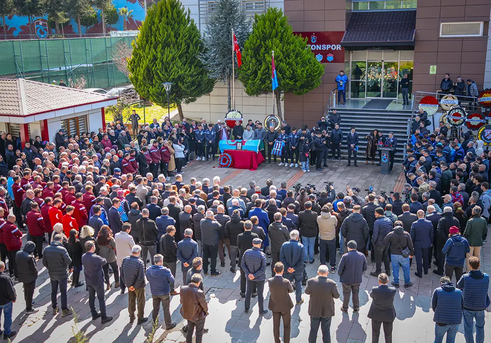Orhan Kaynak için tören düzenlendi