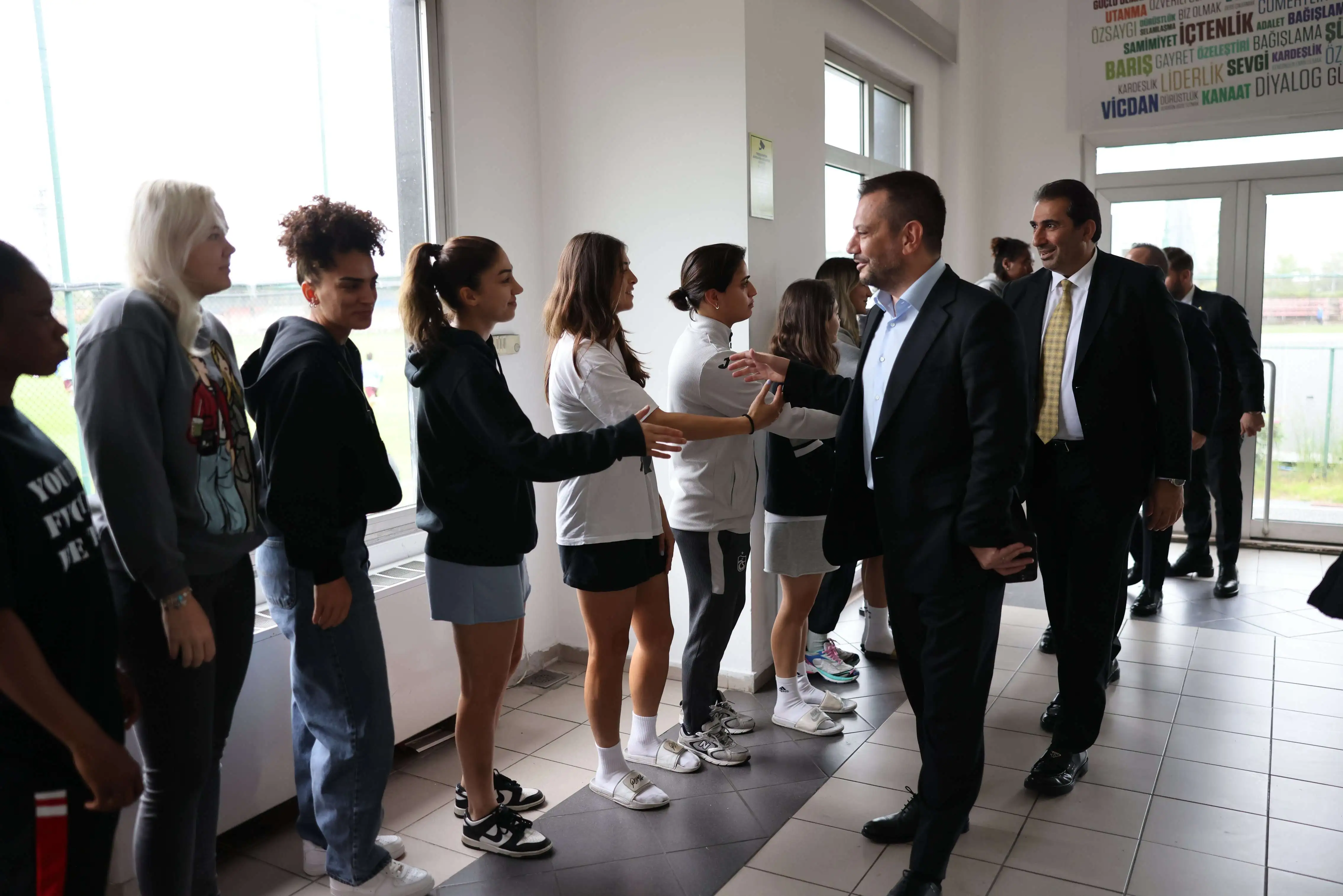 Başkanımız Doğan ve Yönetim Kurulu Üyelerimizden Kadın Futbol Takımımıza ziyaret
