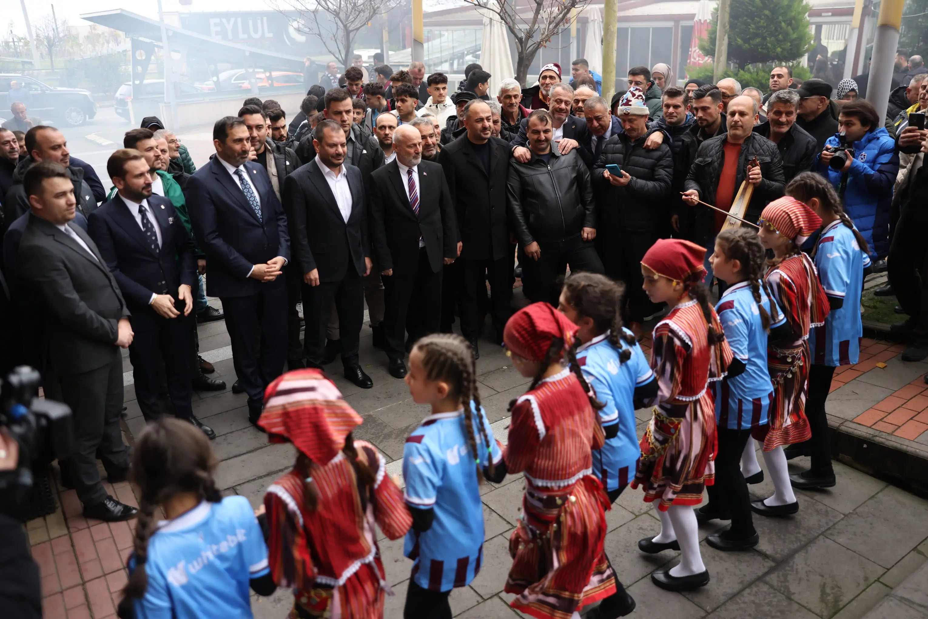 Başkanımız Ertuğrul Doğan’dan Çarşıbaşı Belediye Başkanı Ahmet Keleş’e ziyaret