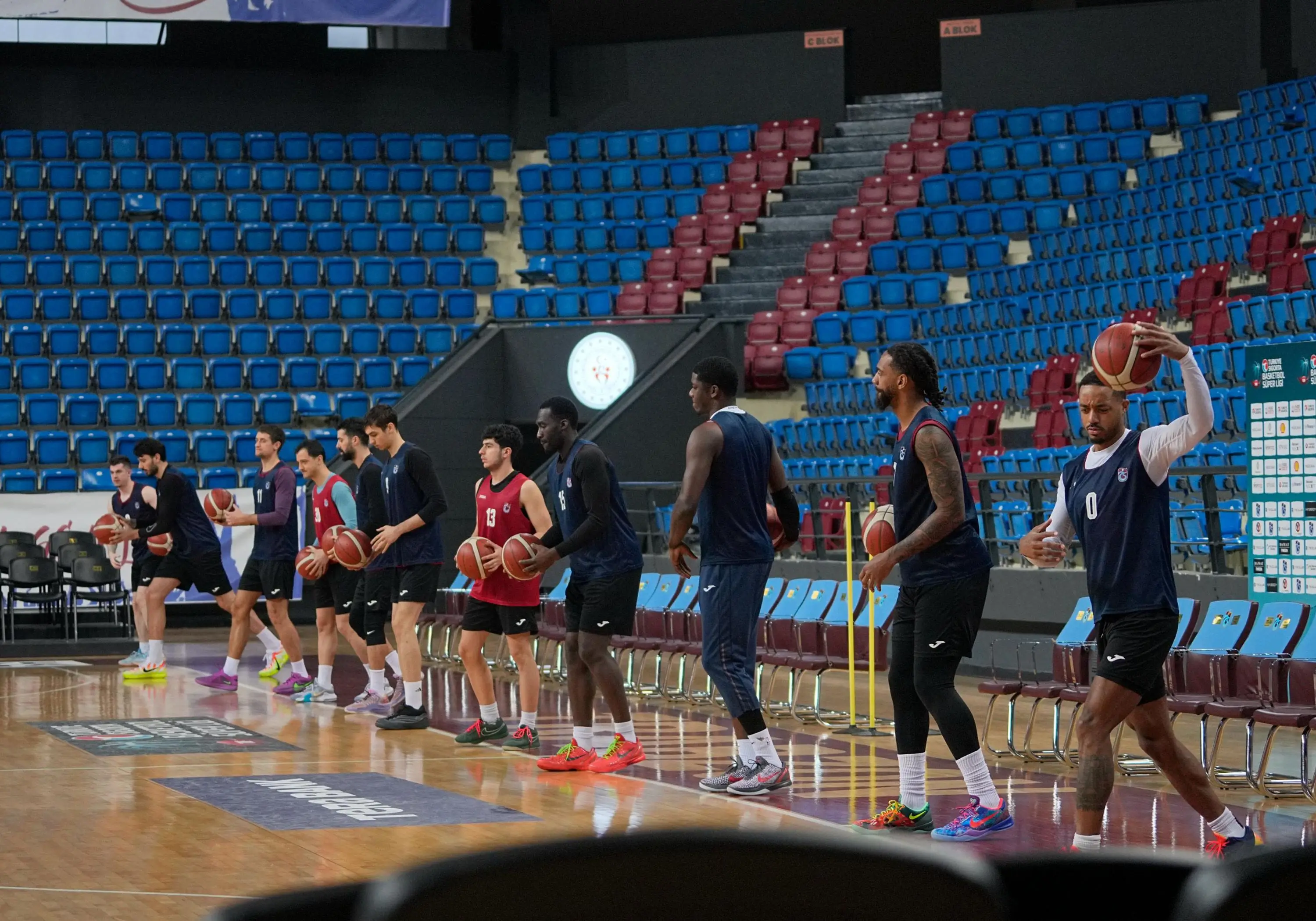 Basketbol Takımımız, Beşiktaş Gain maçı hazırlıklarını sürdürüyor
