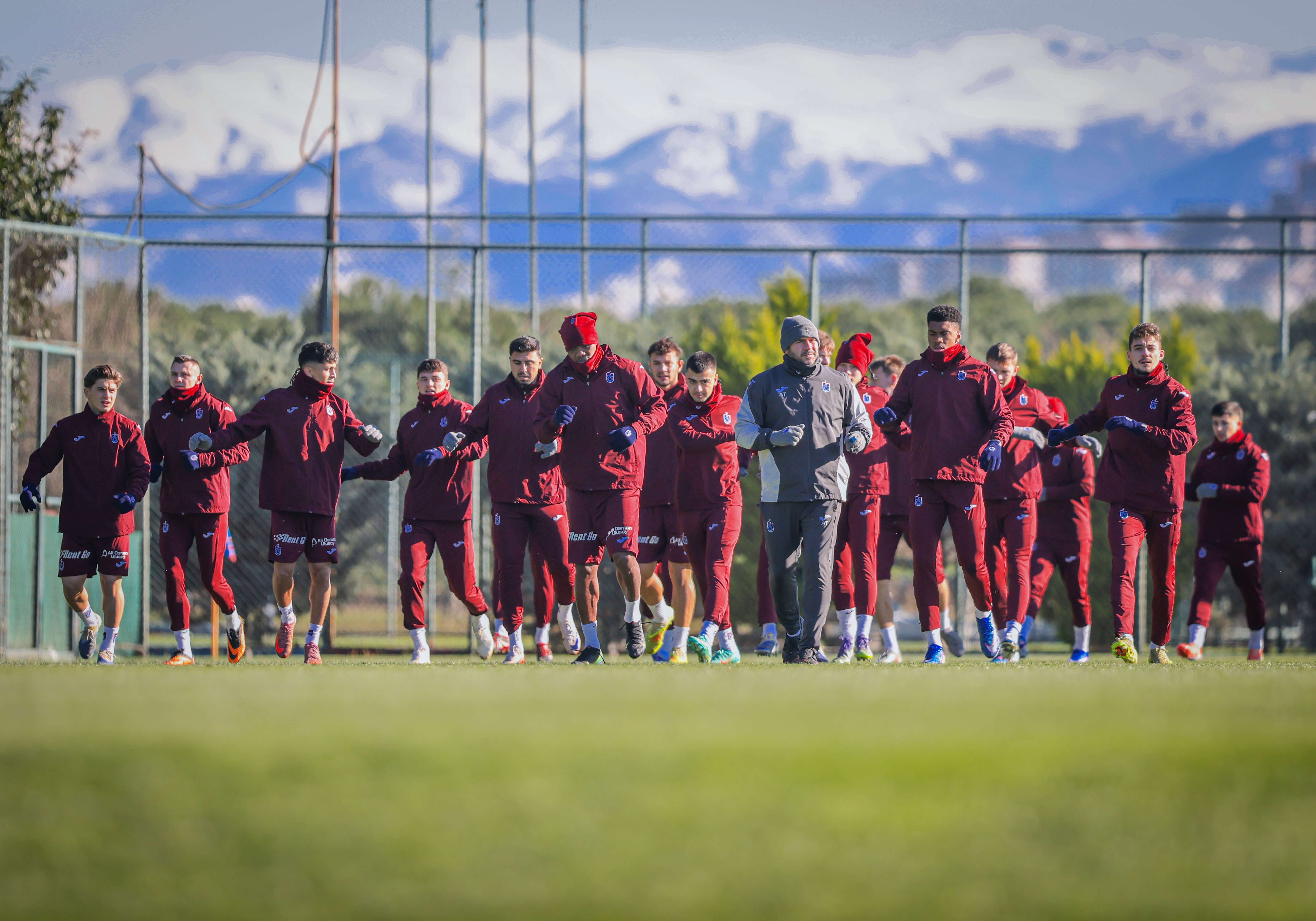Preparations ahead of the match against Galatasaray continue