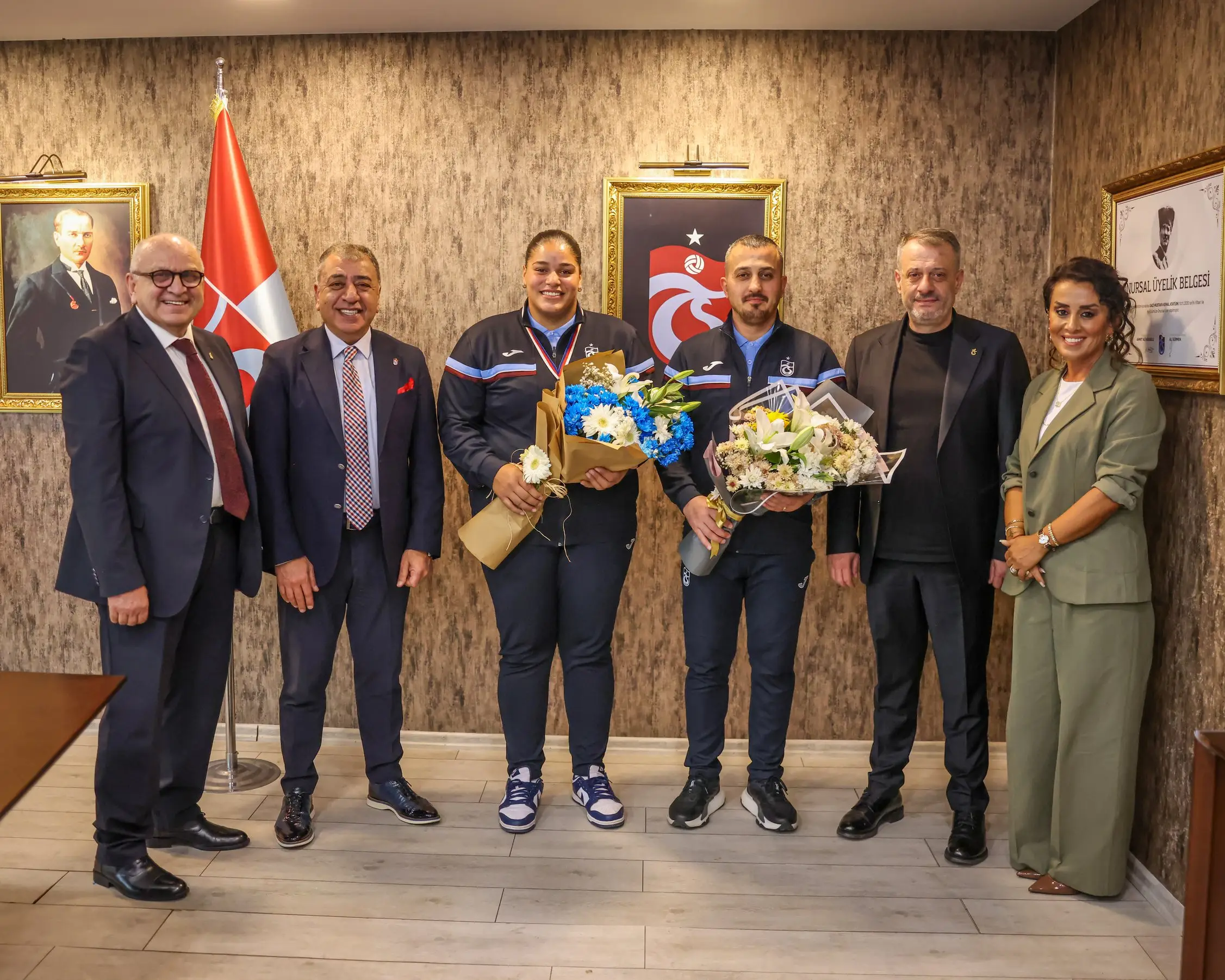 Şampiyon Sporcumuz Havvanur Kethüda’dan Kulübümüze Ziyaret