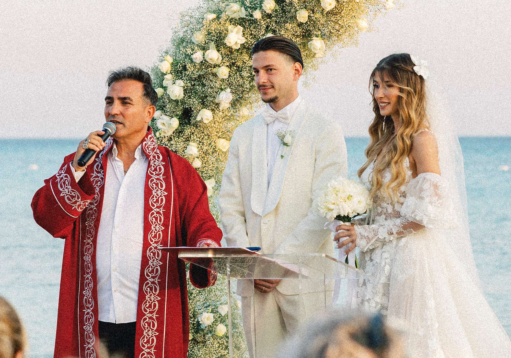 Mutluluklar Enis Destan