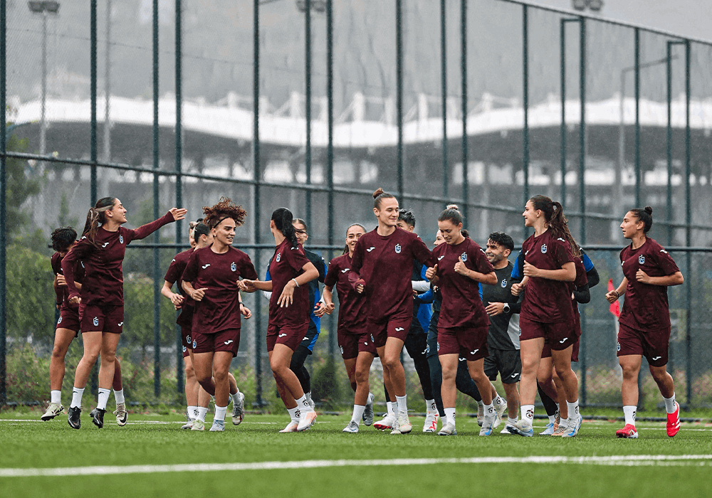 Kadın Takımımız, yeni transferleriyle 2025-2026 sezonu hazırlıklarına başladı